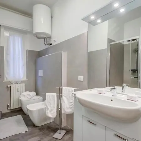 Vacation 100 Meters From The Beach! Pietra Ligure